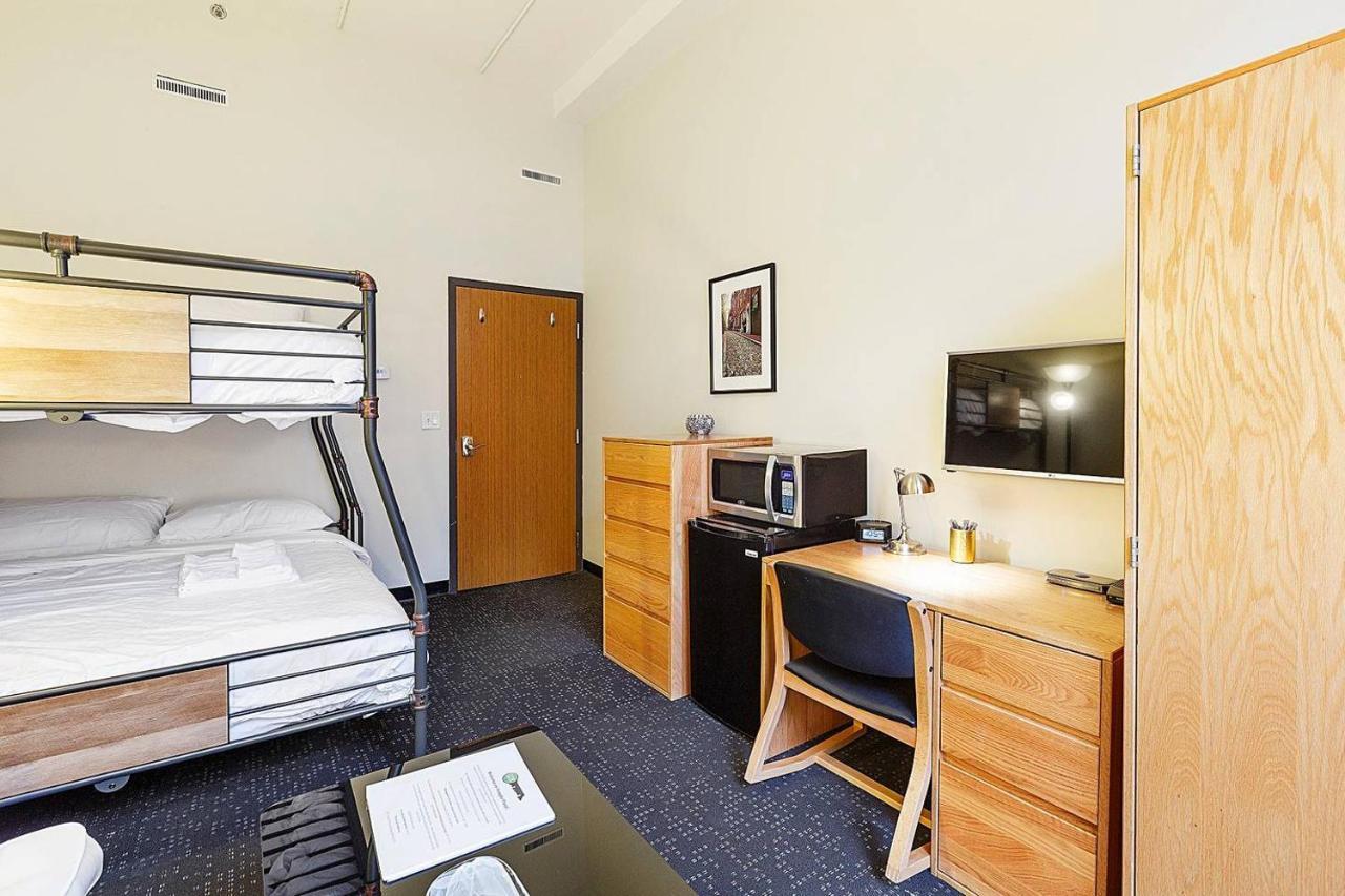 Studio Ready 4 Students & Traveling Professionals! 310 Διαμέρισμα Βοστώνη Εξωτερικό φωτογραφία